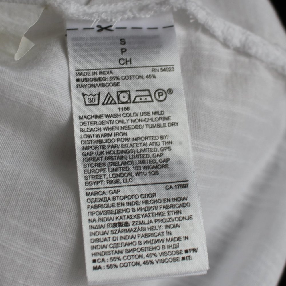 White 3/4 Button Down Collarless Blouse - image 7